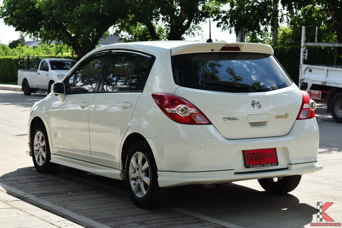 Nissan tiida hr15