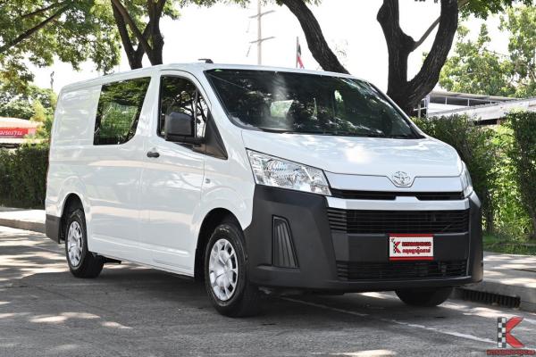 Toyota Hiace 2.8 ( ปี 2021 ) ECO Van