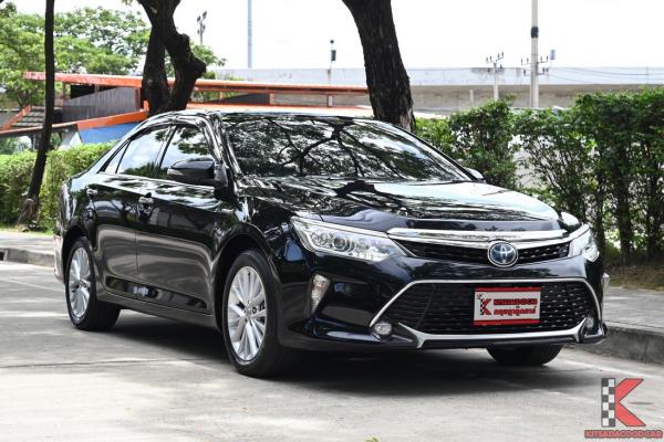 Toyota Camry 2.5 (ปี 2017) Hybrid Premium Sedan