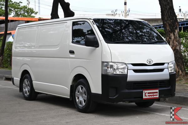 Toyota Hiace 3.0 (ปี 2018) ตัวเตี้ย D4D Van