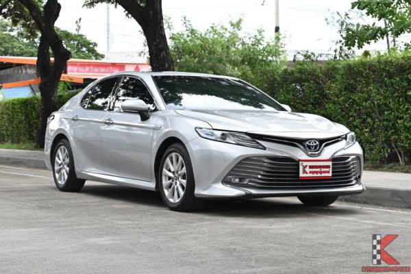  Toyota Camry 2.5 (2020) Hybrid Sedan