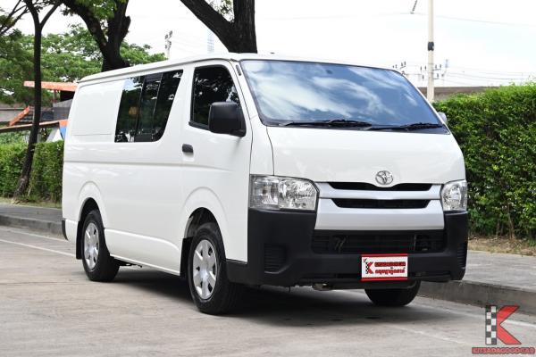 Toyota Hiace 3.0 (ปี 2019) ตัวเตี้ย D4D Van