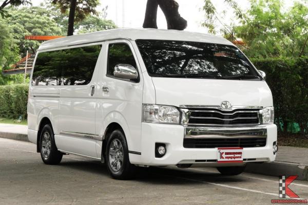 Toyota Ventury 2.7 (ปี 2017) G Van