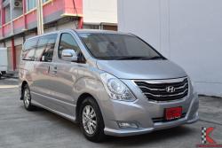 Hyundai H-1 2.5 (ปี 2015) Deluxe Van AT