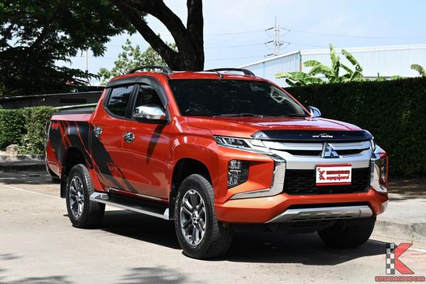 Mitsubishi Triton 2.4 (ปี 2019) DOUBLE CAB GT Premium 4WD 