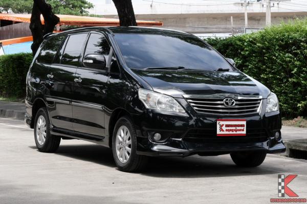 Toyota Innova 2.0 (ปี 2012) V Wagon