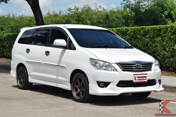 Toyota Innova 2.0 (ปี 2012) V Wagon