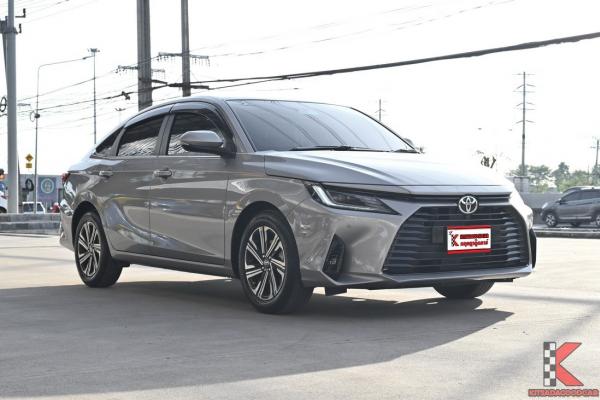 รถมือสอง Toyota Yaris Ativ 1.2 ( 2023 ) Premium Sedan